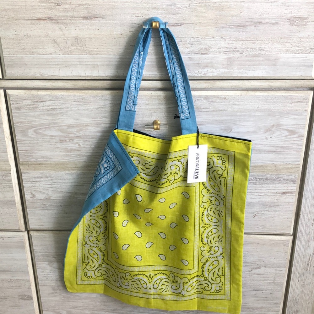 NWT Arizona Love Bandana Beach Bag